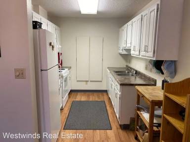 Main picture of 10 Arbor Hill Cir