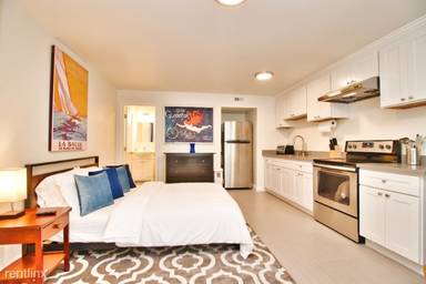 Main picture of 144 Westmoor Ave