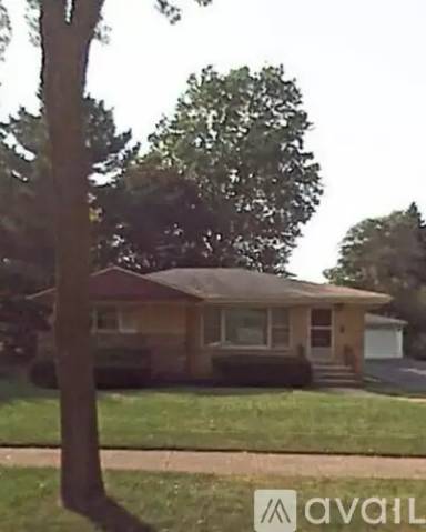 Main picture of 630 N Wilshire Ln