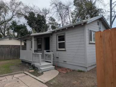 Main picture of 138 Donner Ave
