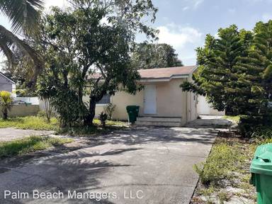 Main picture of 1165 W 32nd St