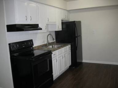 Main picture of 840 Little Bay Ave