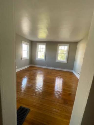 Main picture of 2504 Miner St