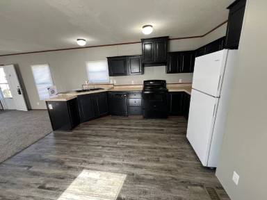 Main picture of 66 Peach St