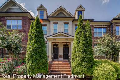 Main picture of 2260 Lavista Ct NE