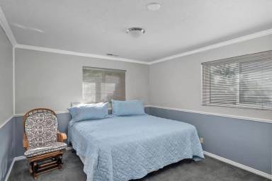 Main picture of 6530 S Rothmoor Dr