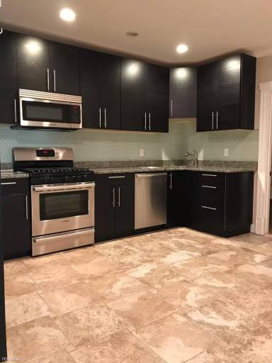 Main picture of 34 Forbes St