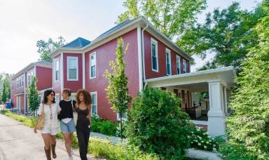 Main picture of 632 N College Ave