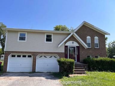 Main picture of 923 Kenny Way