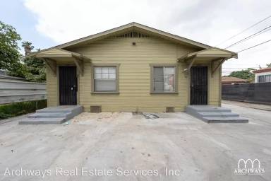 Main picture of 528 W 75th St