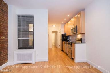 Main picture of 172 East 82nd St