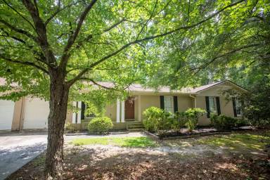 Main picture of 108 Meadow Wood Rd