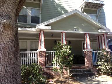 Main picture of 310 SW 12th St