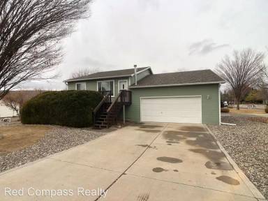 Main picture of 2305 Hacienda St