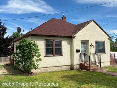 Main picture of 602 NW 8th St