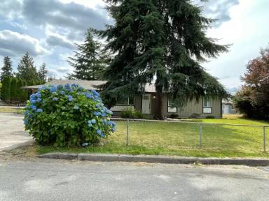 Main picture of 36415 26th Pl S