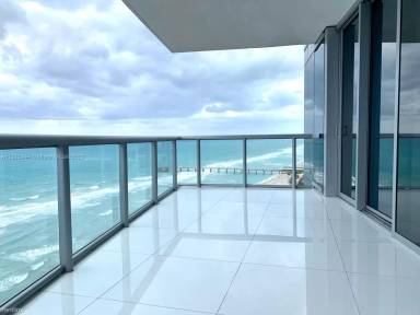 Main picture of Jade Ocean Condos