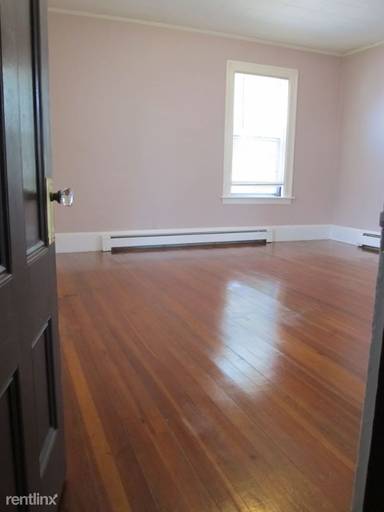 Main picture of 9 Orchard St