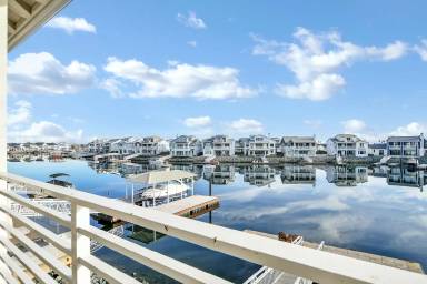 Main picture of 312 Navigators