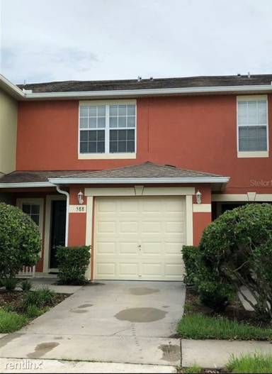 Main picture of 592 Cresting Oak Cir