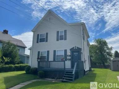 Main picture of 1521 Mutual St