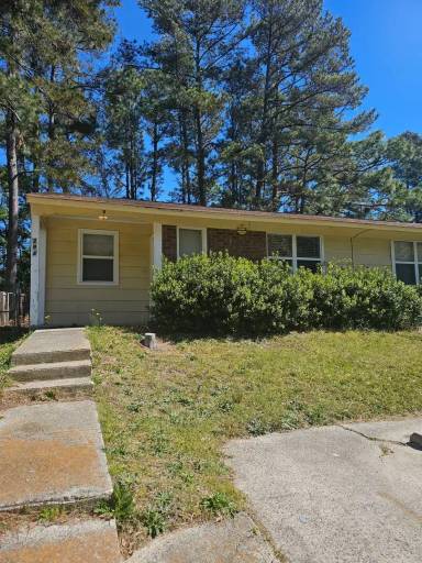 Main picture of 2841 Lumpkin Rd