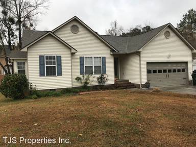 Main picture of 705 E Hightree Ln