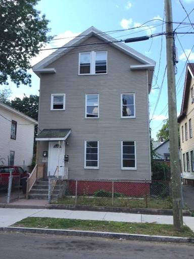 Main picture of 46 Elliott St