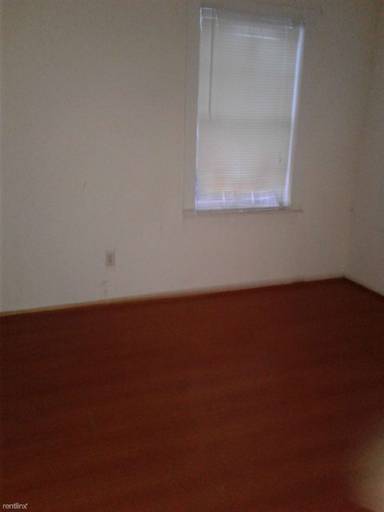 Main picture of 2202 Hutchins St