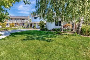 Main picture of 2182 Westmoreland Dr