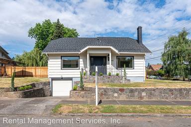 Main picture of 7069 NE 6th Ave