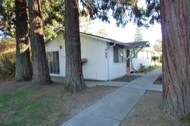 Main picture of 423 SW I St