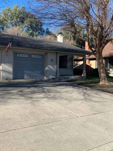 Main picture of 18295 Shadowbrook Way