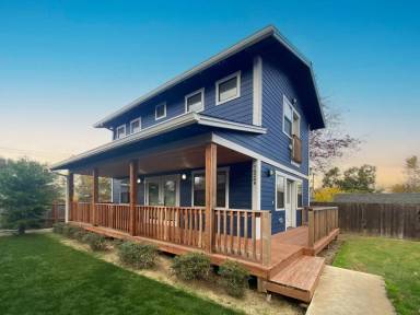 Main picture of 7924 SE Milwaukie Ave