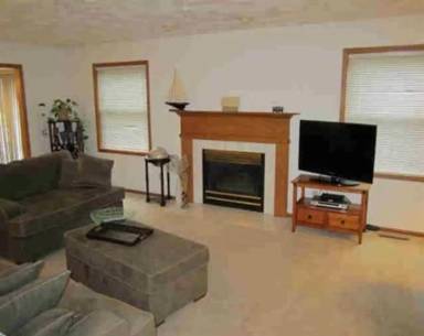Main picture of 1722 Apple Dr