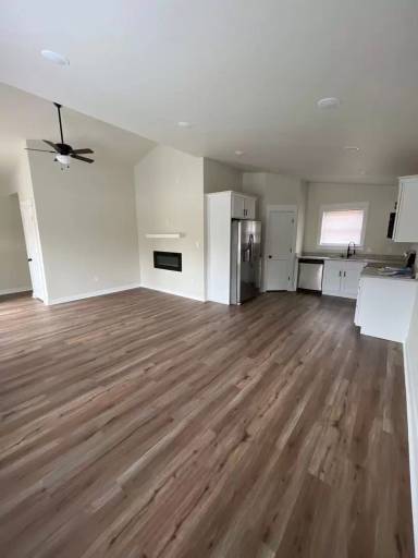 Main picture of 2601 W Maddox Rd