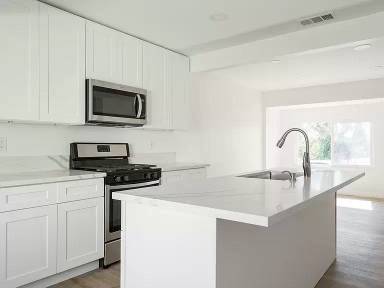 Main picture of 3521 39th St