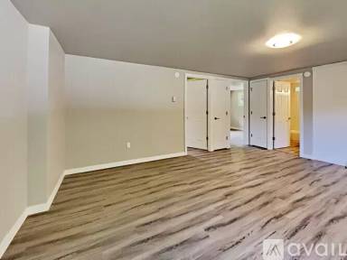 Main picture of 110 Sunnyhill Rd W