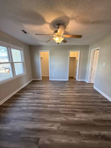 Main picture of 2151 Westmead Dr SW