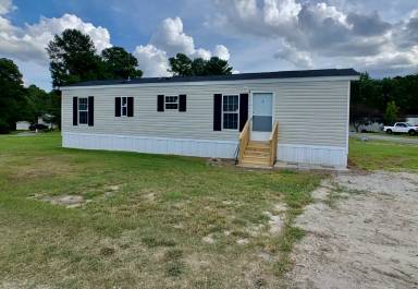 Main picture of 553 Country Ln