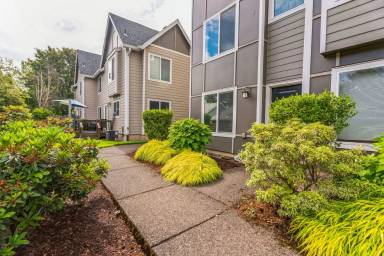 Main picture of 17281 SW Whitley Way
