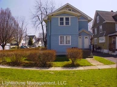 Main picture of 405 Fernwood Ave