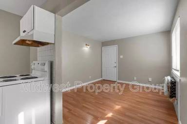 Main picture of 3710-3716 Geraldine Ave Apartments