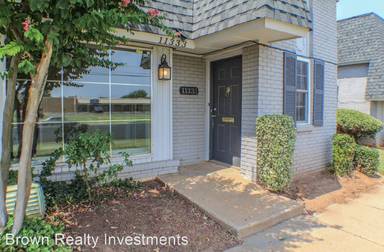 Main picture of 11333 N May Ave