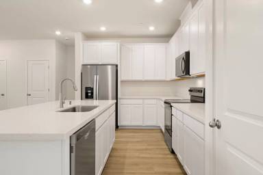 Main picture of 2410 Interstellar Ln