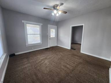 Main picture of 1436 Sycamore St