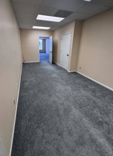 Main picture of 329 N Mount Shasta Blvd