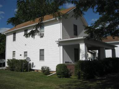 Main picture of 314 W Jackson St