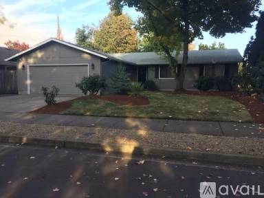 Main picture of 2063 Amirante St