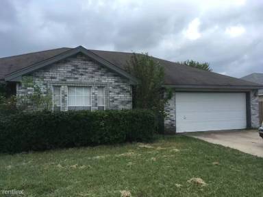 Main picture of 1902 Amethyst Dr